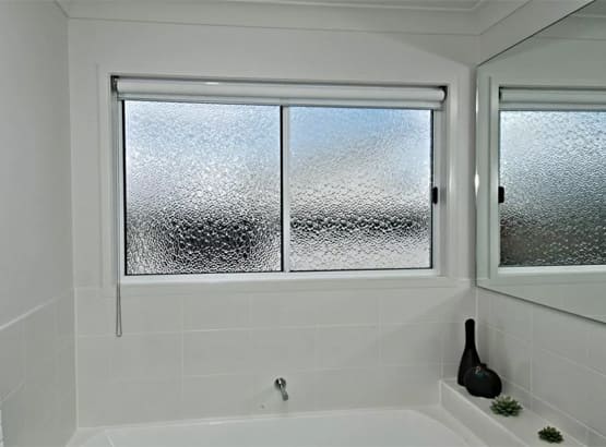 Окно в ванной