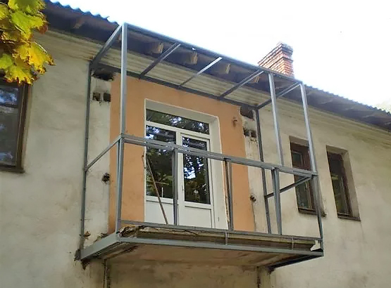Укрепление балконной плиты на последнем этаже