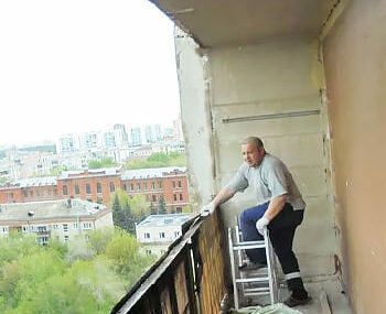 Демонтаж балкона
