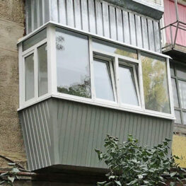 Остекление балконов в хрущевке