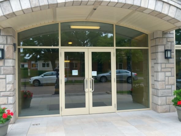 Встраиваемые входные группы